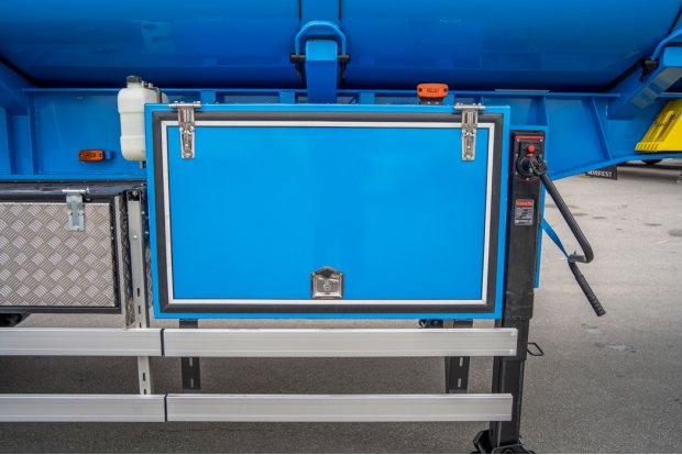 Отсек слива/налива