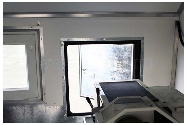 ПАРМ с КМУ. Люк для токарного станка