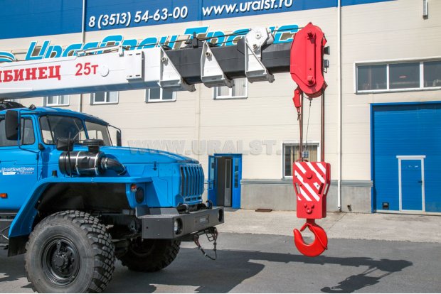 Стрела автокрана КС-55732 Челябинец