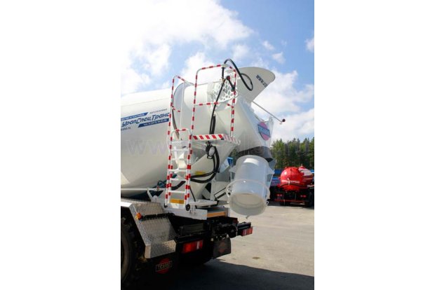 Площадка обслуживания бетоносмесителя