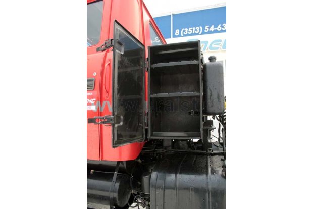 Седельный тягач КрАЗ 6446-014