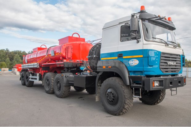 Полуприцепы цистерны для нефти ППЦН 20-21-2Н УСТ 9465 рамная, насос