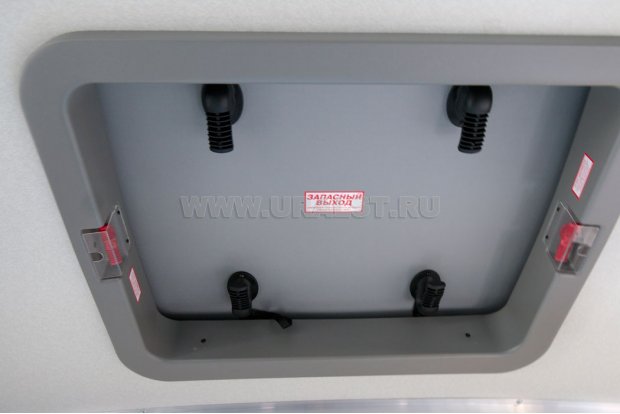 Аварийно вентиляционный люк