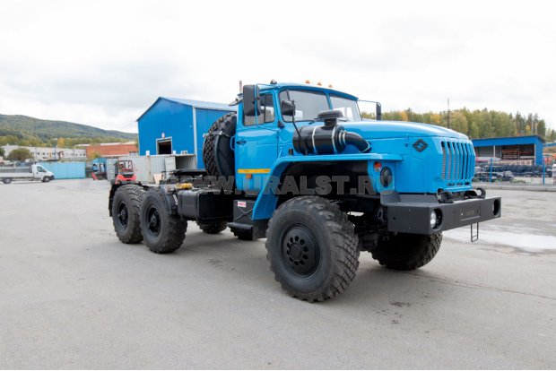 Седельный тягач УСТ 5453 Урал 5557-72