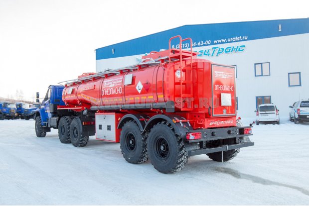 Полуприцеп цистерна нефтевоз ППЦН 20-21-2Н ПТ УСТ 9465 рамная, насос
