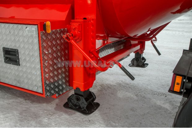 Опорное устройство