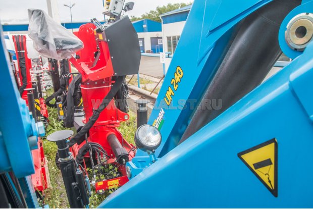 Фара-прожектор