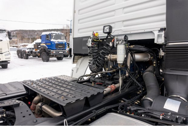 Пневмо-электровыводы для подключения полуприцепа