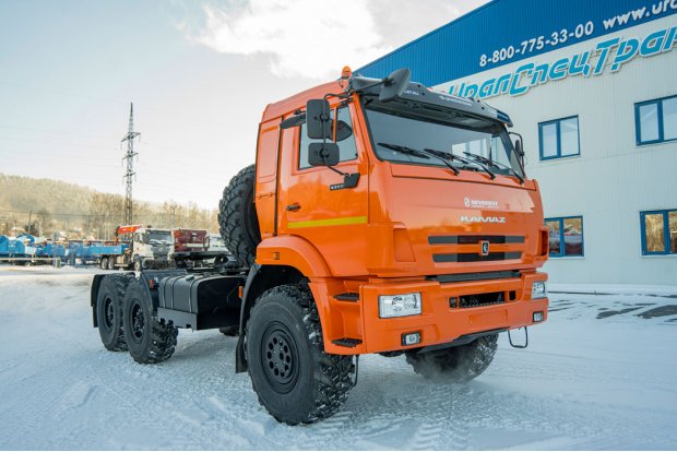 Седельный тягач УСТ 5453 Камаз 43118 сп.м.
