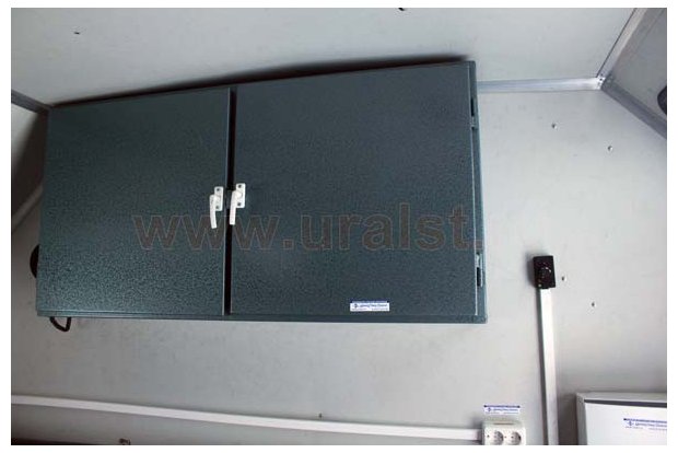 Шкаф для инструмента ремонтного комплекса