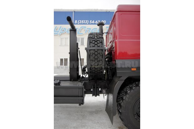 Выхлоп за кабину и вверх