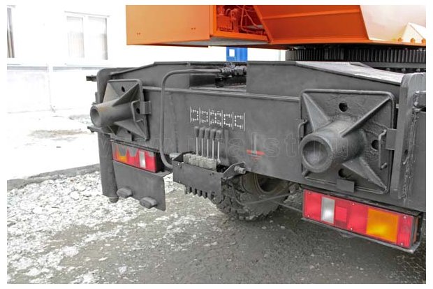 Автокран МКТ-25.5