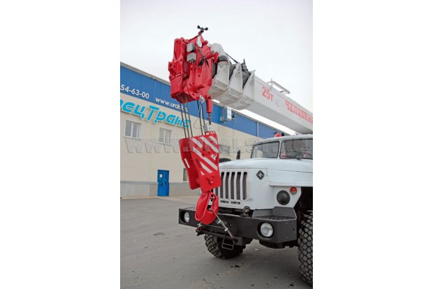 Стрела автокрана