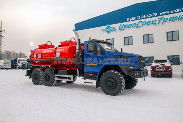 Автотопливозаправщик АТЗ-10-2Б УСТ-5453