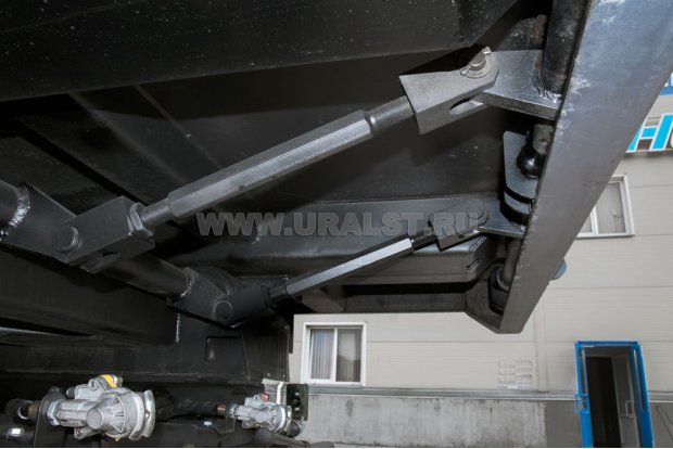 Самосвал Камаз