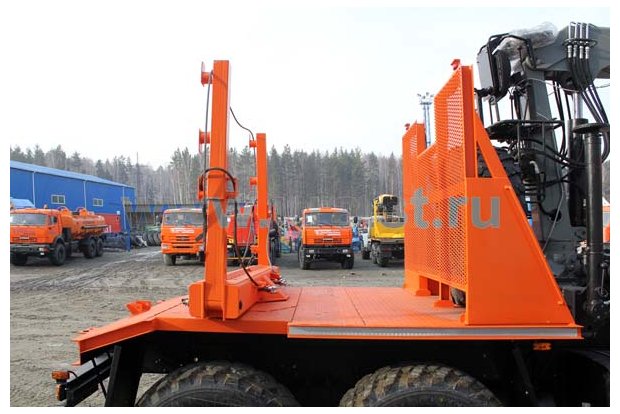 Лесовоз с ГМ