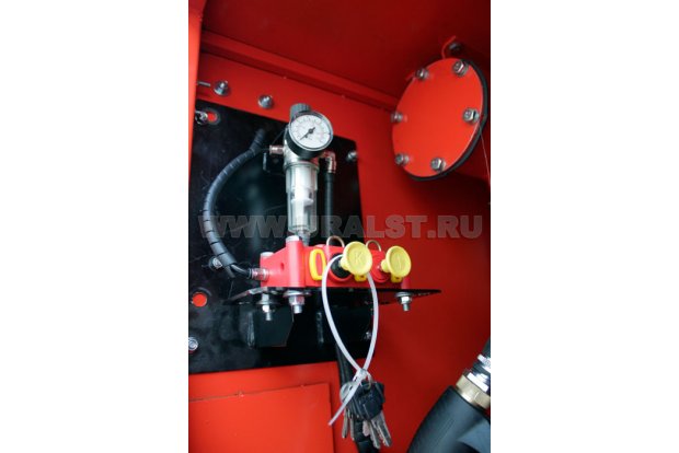 Блок пневмоуправления донными клапанами