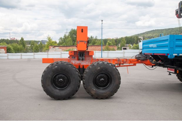Прицеп-роспуск трубовозный ПРТ 11-12 с телескопическим дышлом