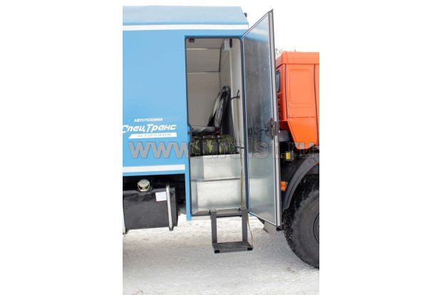 Вход в пассажирский отсек ГПА