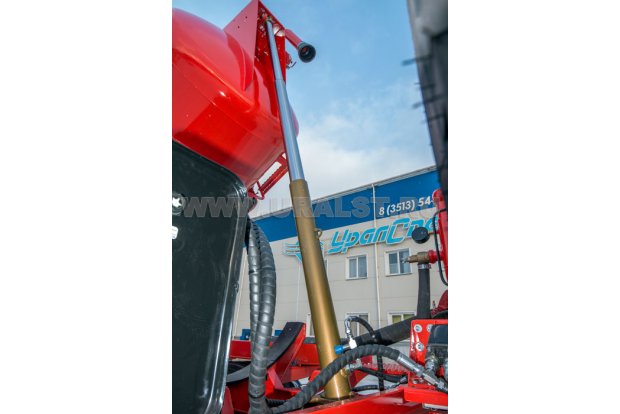 Подъемный механизм цистерны