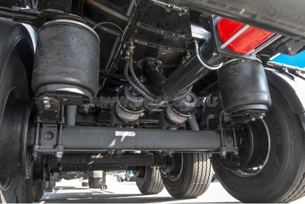 Пневматическая подвеска полуприцепа