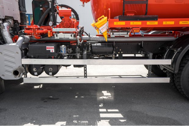 Боковая защита