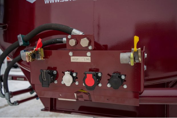 Пневмо и электро розетки