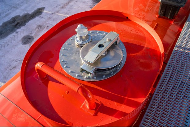 Заливная горловина