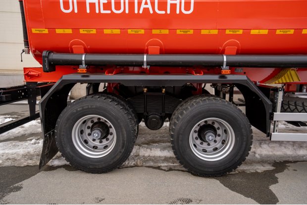 Оси полуприцепа