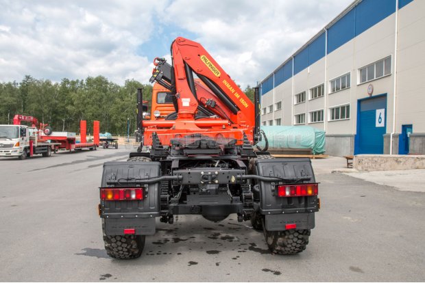 Седельный тягач Камаз 53504-46 с крано-манипуляторной установкой ИМ-150N