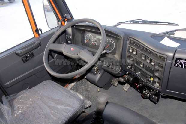 Приборная панель Камаз 65225-3970-43