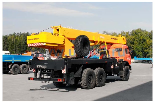 Автокран Ивановец