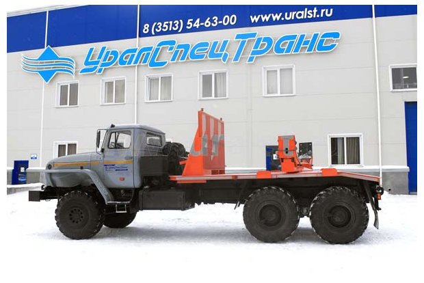 Трубоплетевозный тягач