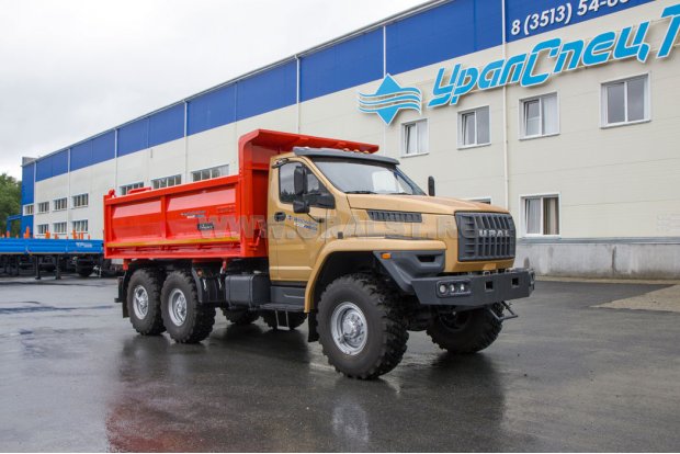 Автомобиль-самосвал Урал NEXT