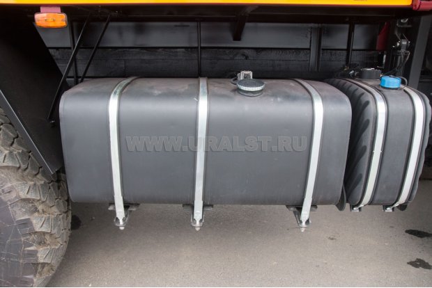 Топливный бак 