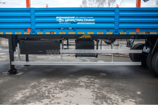 Боковая защита полуприцепа УСТ