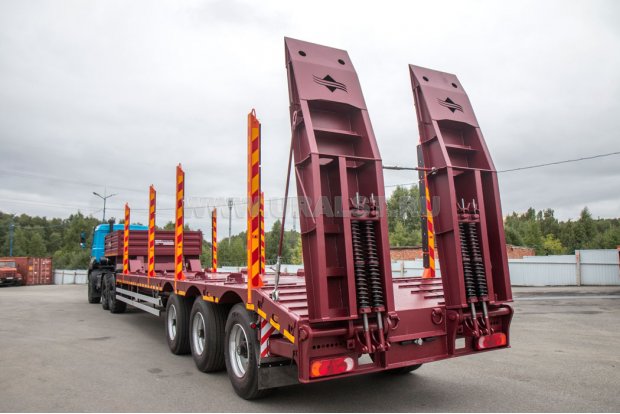 Полуприцеп-тяжеловоз ППТ 26-32-11КУ УСТ 9465, механические трапы