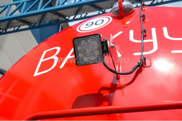 Фара-прожектор