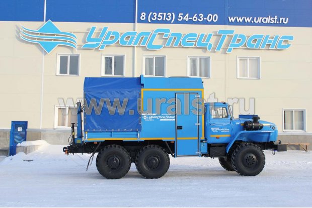 Грузопассажирский автомобиль Урал