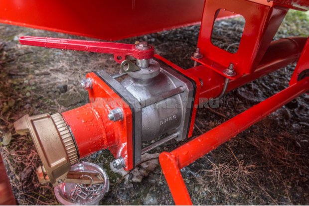 Трубопровод слива/налива