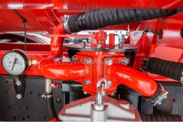 Кран четырехходовой