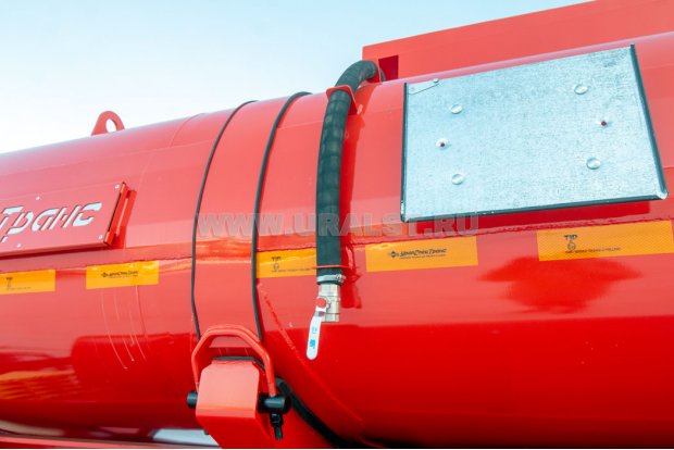 Слив из экологического короба