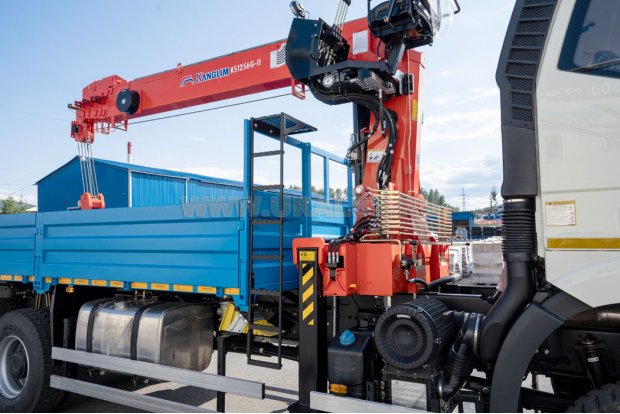 Лестница на колонну КМУ