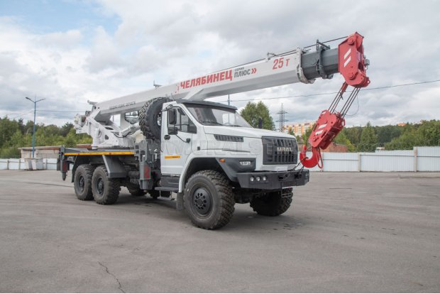 Автокран КС-55732-21