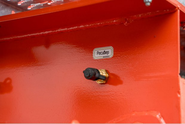 Штуцер подкачки