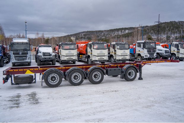 Полуприцеп контейнеровоз ППК 40Б-42ЛЛ-12 СЕВЕРЕСТ, ССУ 1100 мм