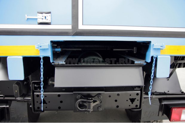 Транспортное положение выдвижного трапа