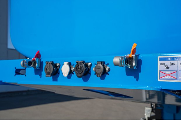 Пневмо и электро розетки