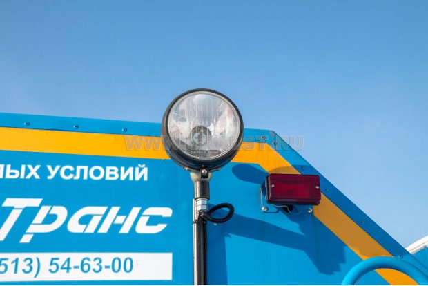 Фара-прожектор