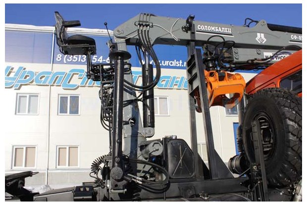 Седельный тягач Камаз с КМУ СФ-85С